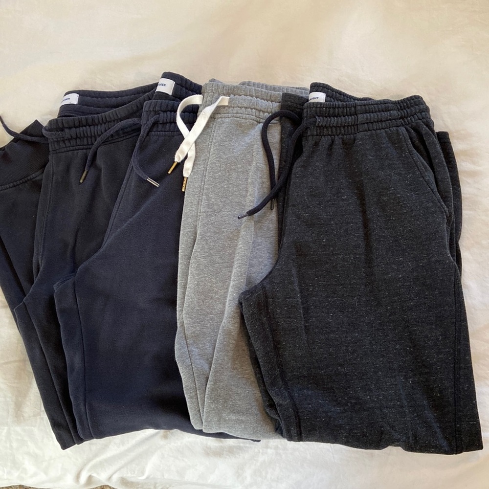 Four pairs of Old Navy men’s sweatpants, size Medium